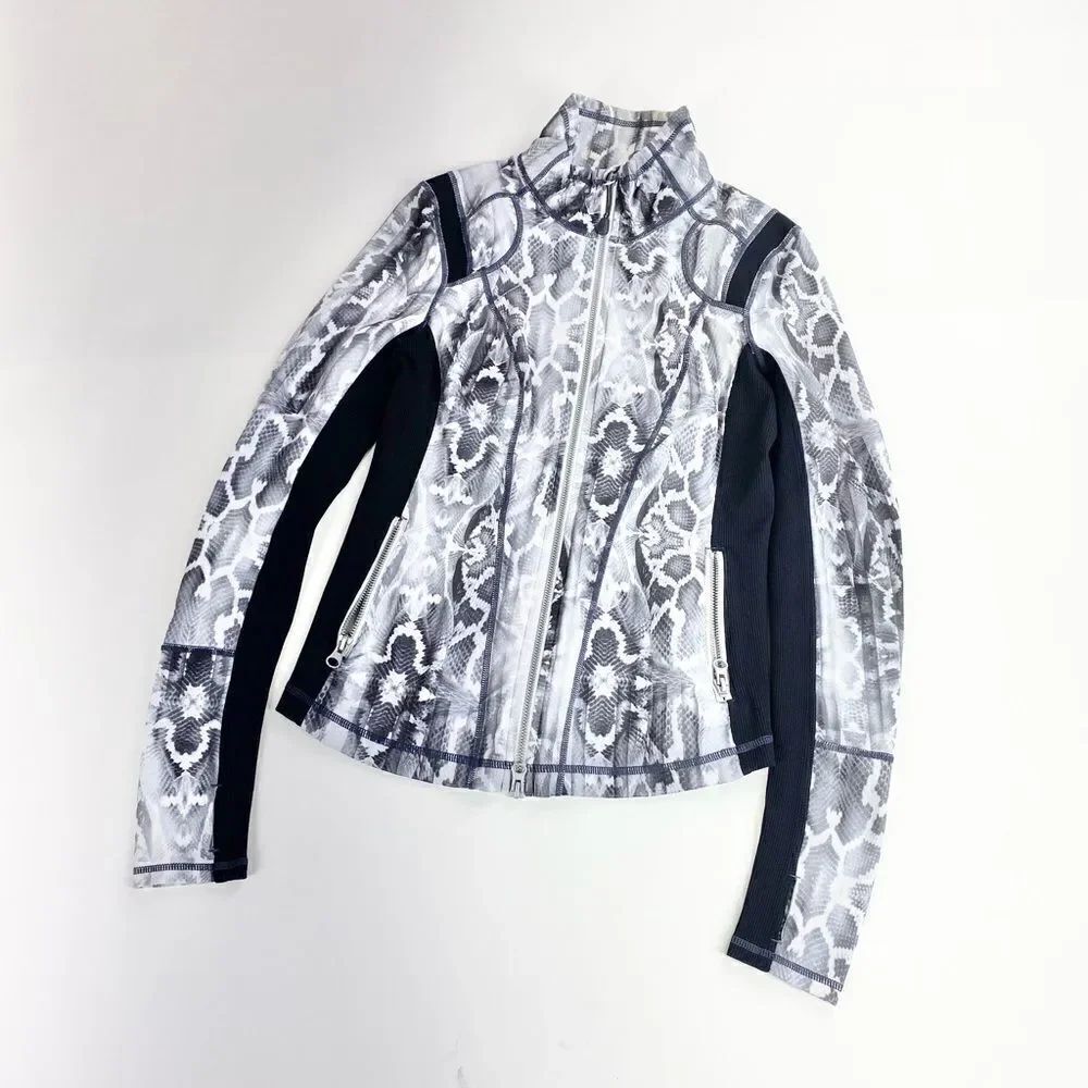 Zella stretch snake print athletic jacket XS